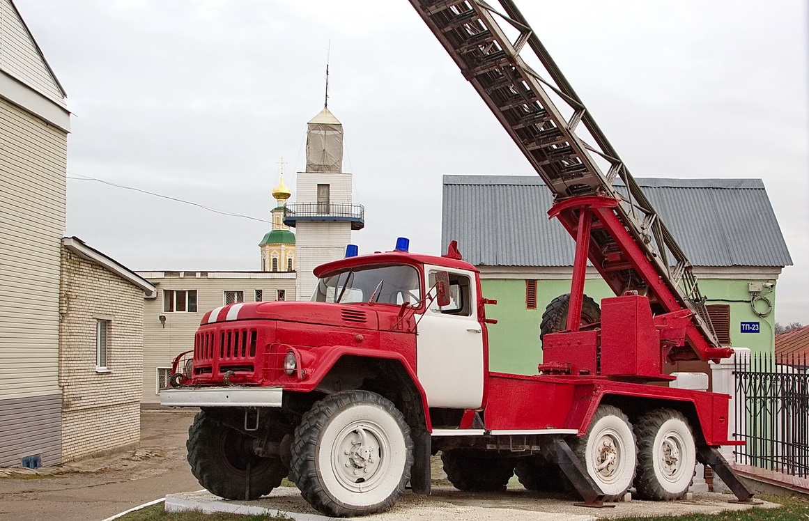 Памятник пожарной автолестнице АЛ-30 - г. Владимир, ул. Георгиевская 5А на  портале ВДПО.РФ